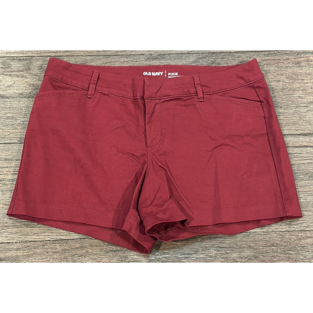 Old Navy Mid Rise red Pixie Chino Shorts Sz 6 cotton stretch casual beach GUC